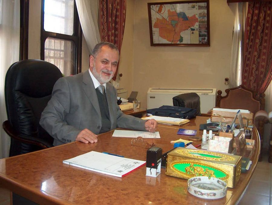 - الدكتور حاتم رضا جرار 