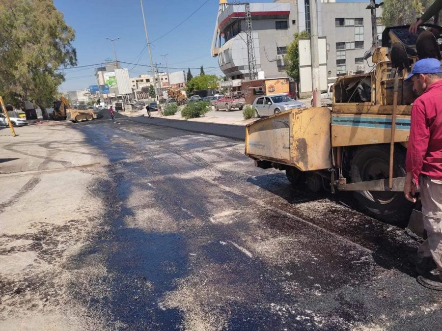 أعمال رقع اسفلتية في المناطق التالية