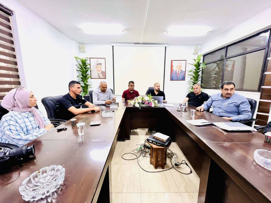 بلدية جنين تعقد ورشة عمل حول نظام الشكاوي 